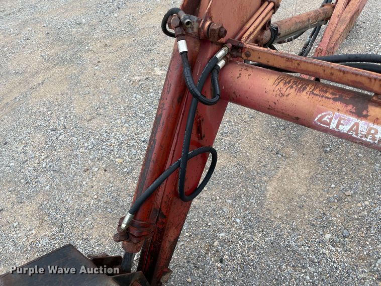 image for item KE9337 Farm Hand F235  loader