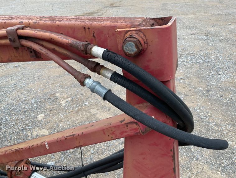 image for item KE9337 Farm Hand F235  loader