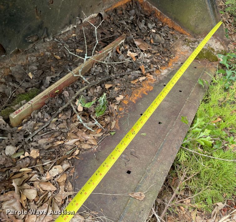 image for item KE9343 Massey Ferguson 1036  loader