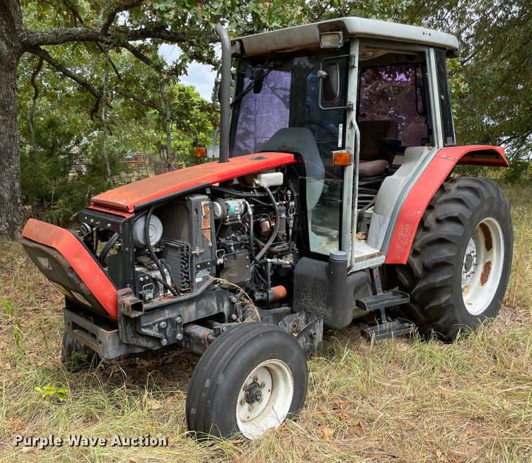 image for item KE9344 1999 Massey Ferguson 4233  tractor