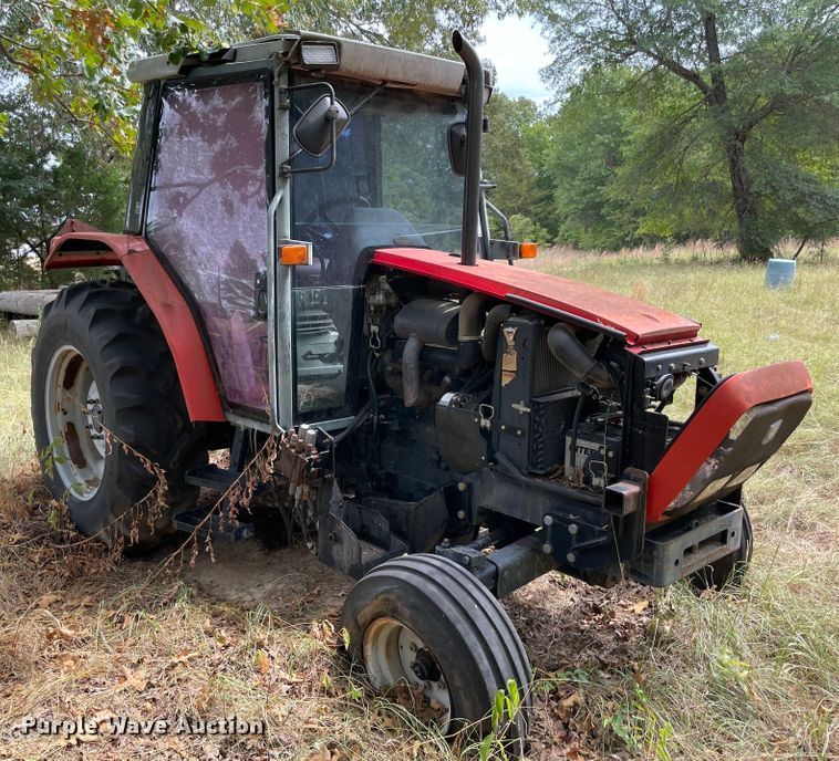 image for item KE9344 1999 Massey Ferguson 4233  tractor