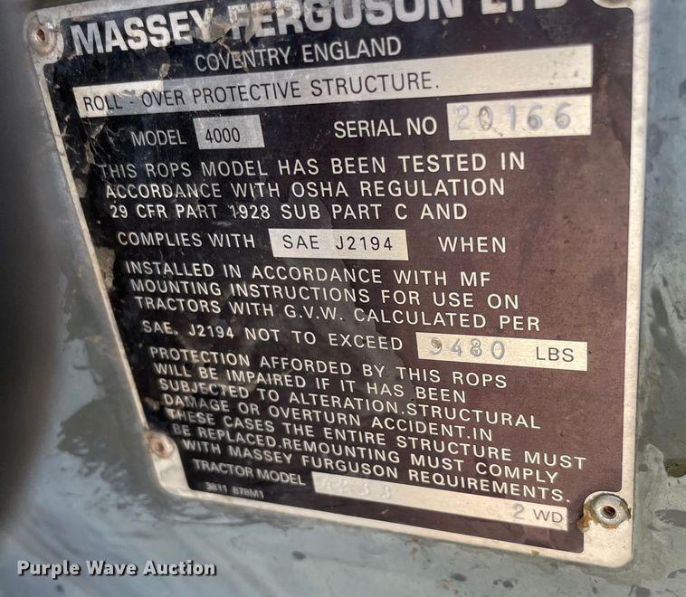 image for item KE9344 1999 Massey Ferguson 4233  tractor