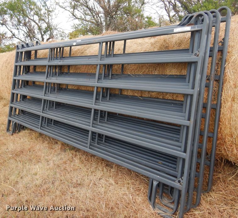 image for item KI9244 (9) livestock panels