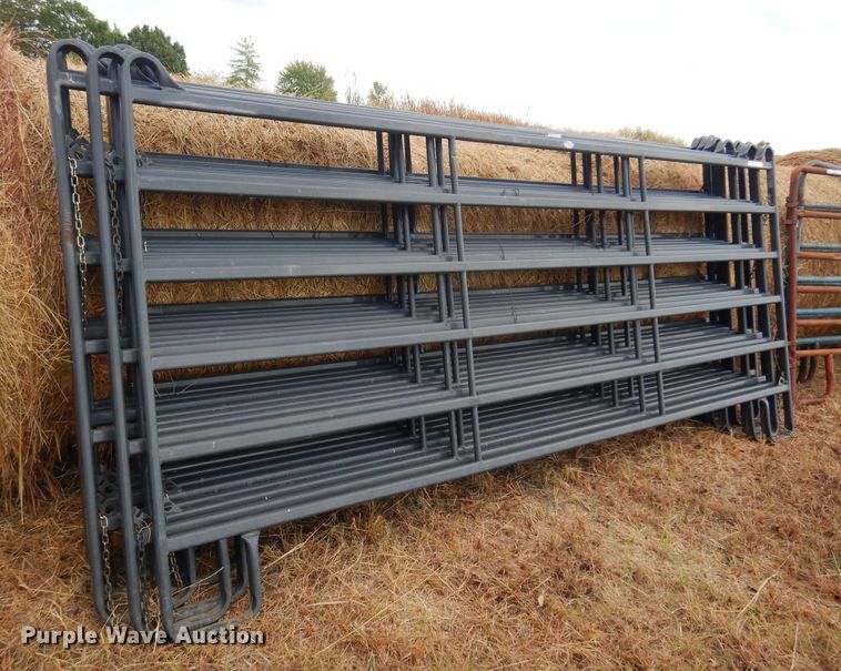 image for item KI9244 (9) livestock panels