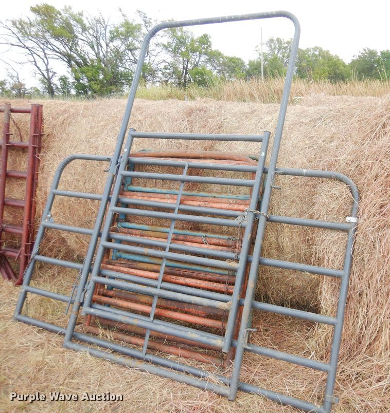 image for item KI9246 (10) livestock gates