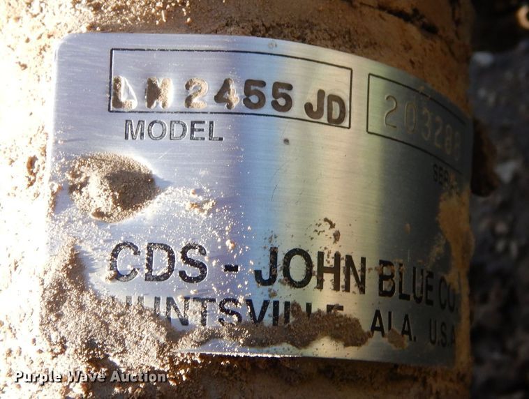 image for item LB9822 2004 John Deere 1770 MaxEmerge Plus  no-till planter