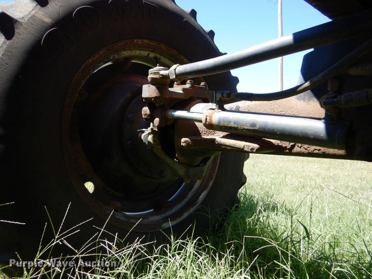 image for item LB9833 1989 Case IH Magnum 7140  MFWD tractor