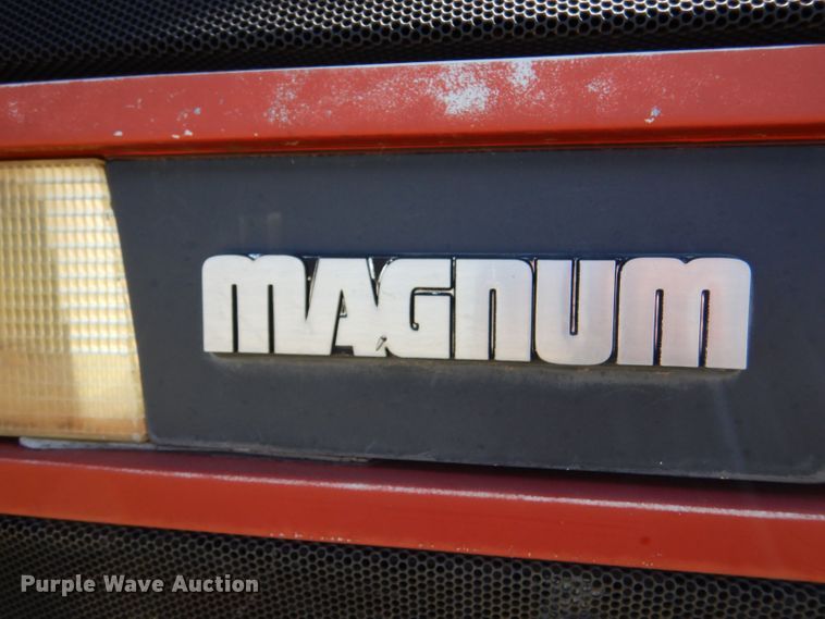 image for item LB9833 1989 Case IH Magnum 7140  MFWD tractor