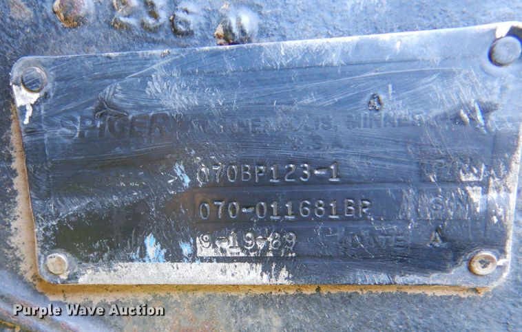 image for item LB9833 1989 Case IH Magnum 7140  MFWD tractor