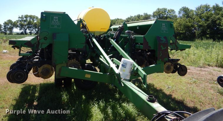 image for item LB9834 Great Plains Solid Stand 24  no-till grain drill