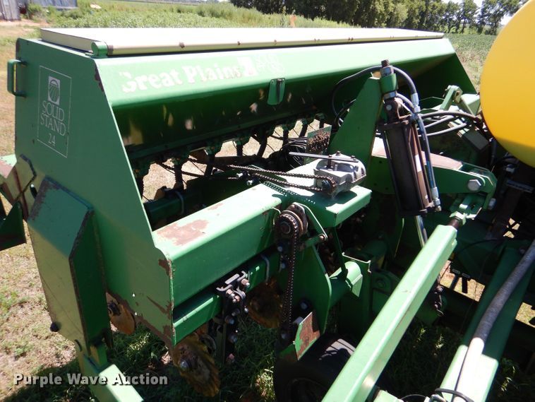 image for item LB9834 Great Plains Solid Stand 24  no-till grain drill