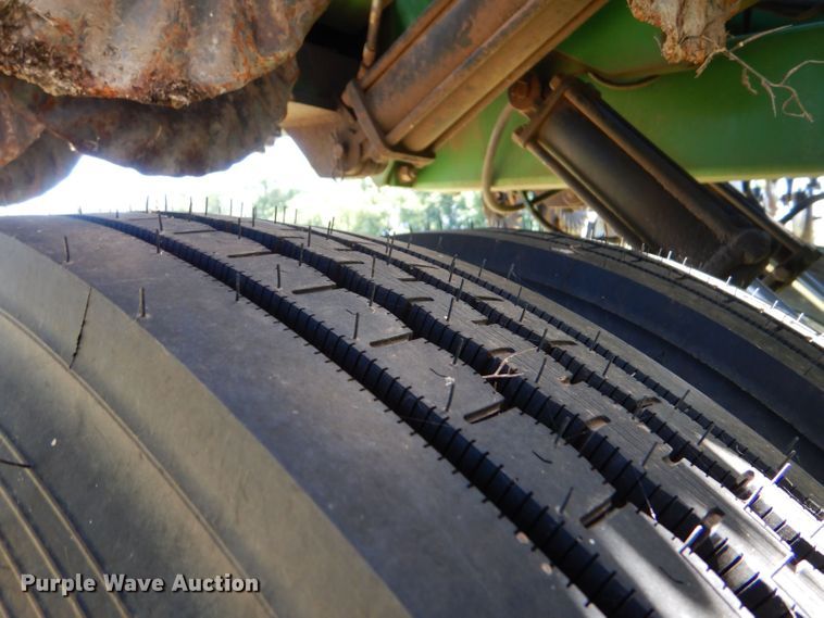 image for item LB9834 Great Plains Solid Stand 24  no-till grain drill