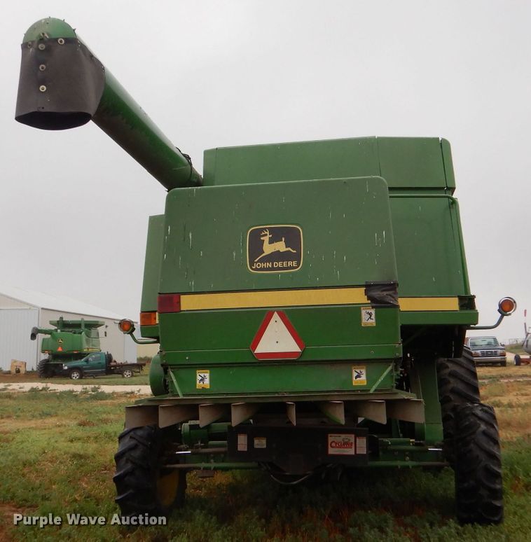 image for item LB9848 John Deere 9600  combine