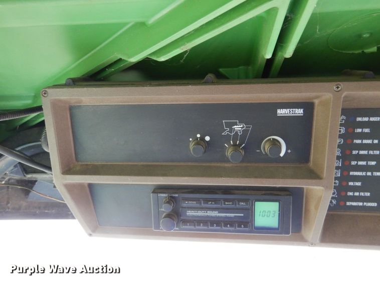 image for item LB9848 John Deere 9600  combine