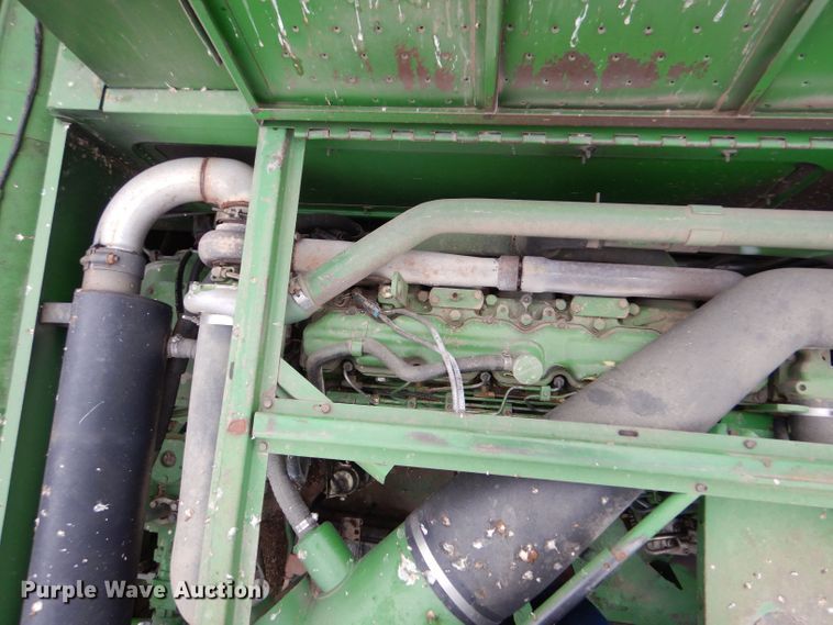 image for item LB9848 John Deere 9600  combine