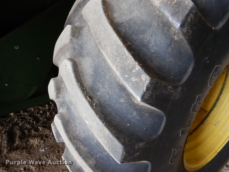 image for item LB9848 John Deere 9600  combine