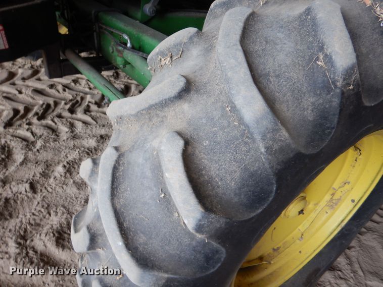 image for item LB9848 John Deere 9600  combine