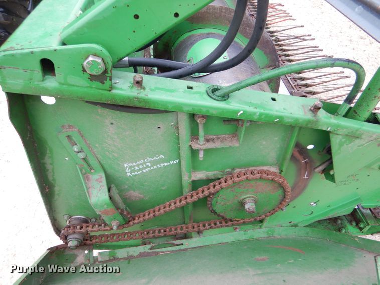image for item LB9849 John Deere 930  rigid head