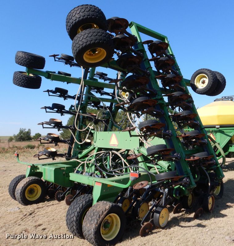 image for item LB9893 John Deere 1850  air seeder