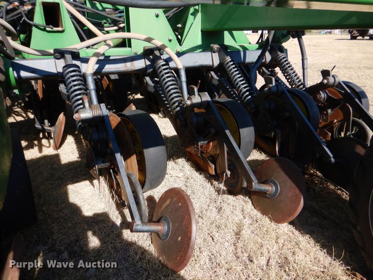 image for item LB9893 John Deere 1850  air seeder