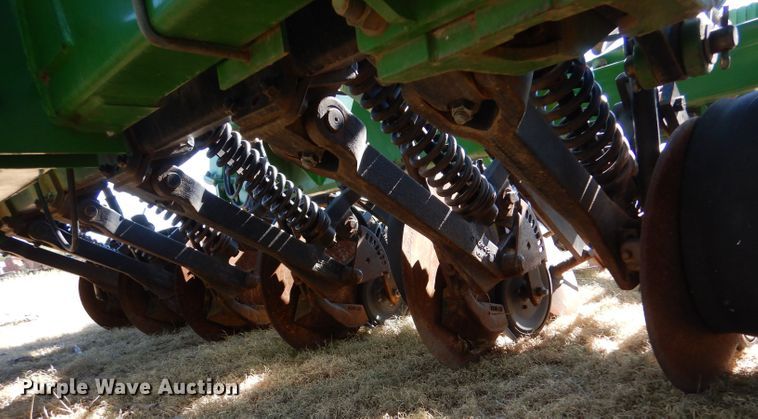 image for item LB9893 John Deere 1850  air seeder