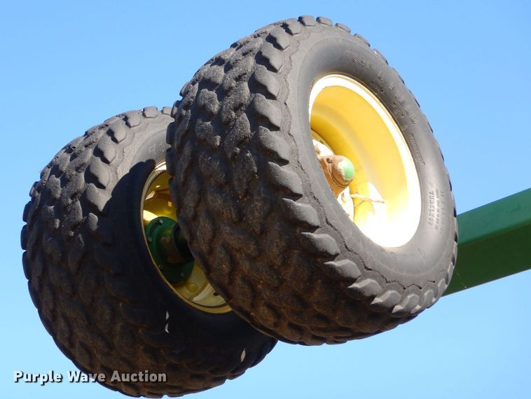 image for item LB9893 John Deere 1850  air seeder