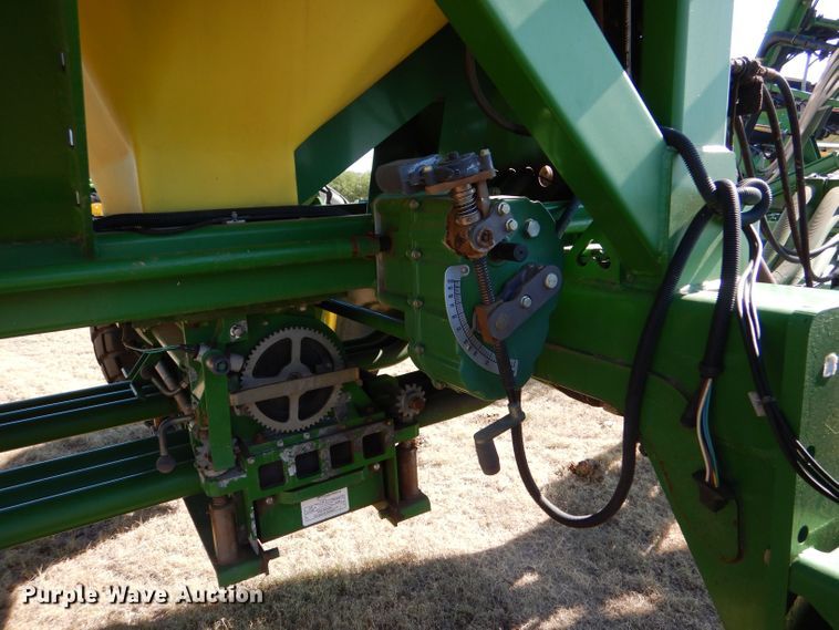 image for item LB9893 John Deere 1850  air seeder