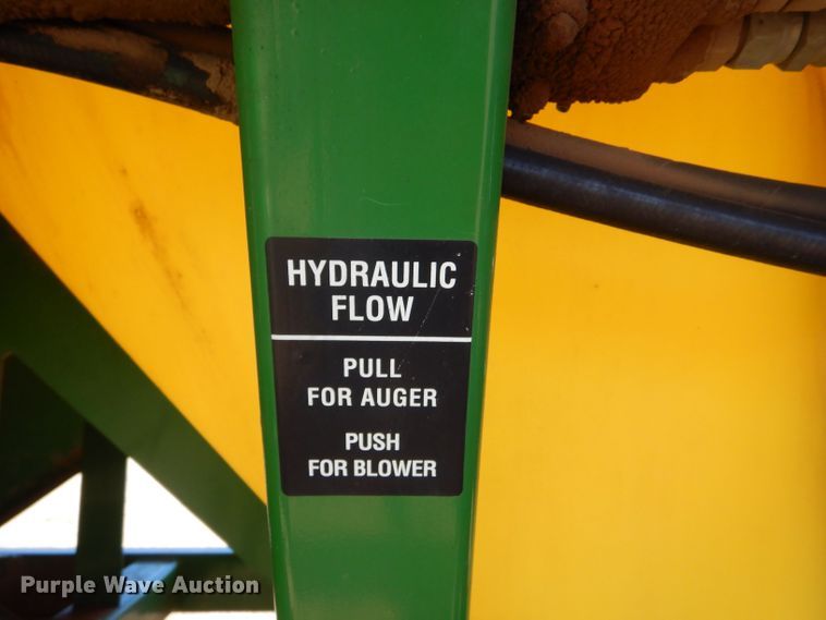 image for item LB9893 John Deere 1850  air seeder