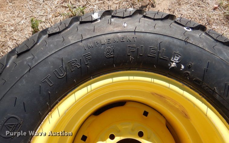 image for item LB9893 John Deere 1850  air seeder