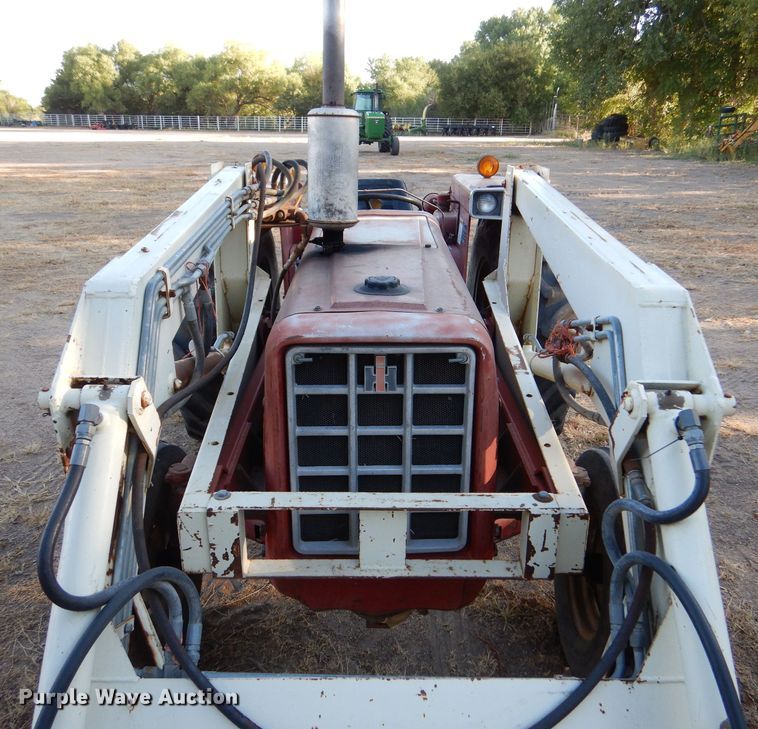 image for item LB9956 International 574  tractor