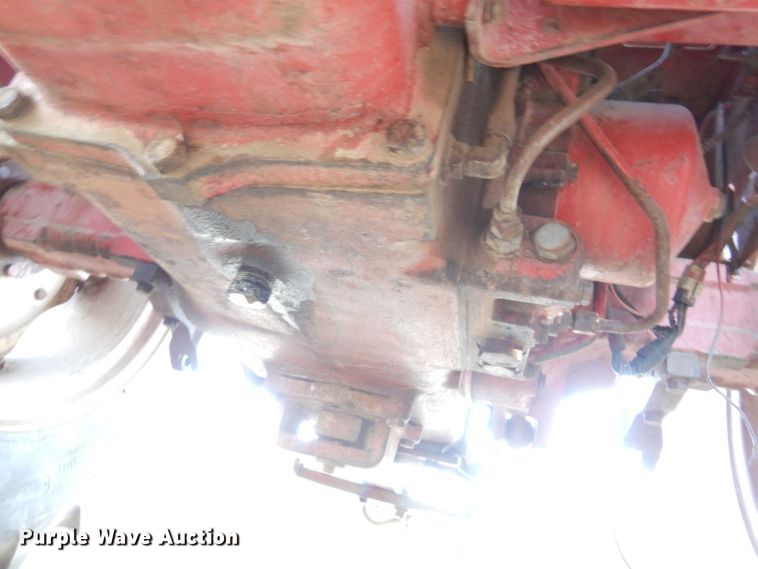 image for item LB9956 International 574  tractor