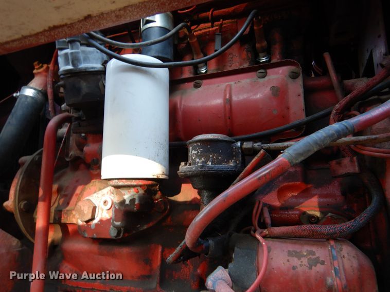 image for item LB9956 International 574  tractor