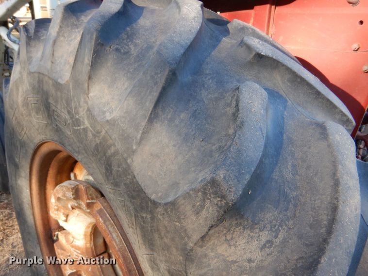 image for item LB9956 International 574  tractor