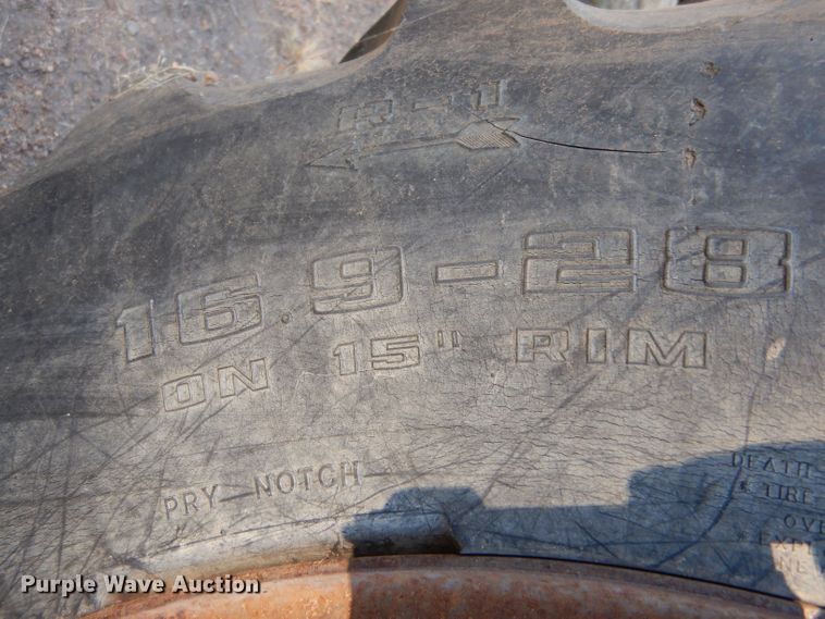 image for item LB9956 International 574  tractor