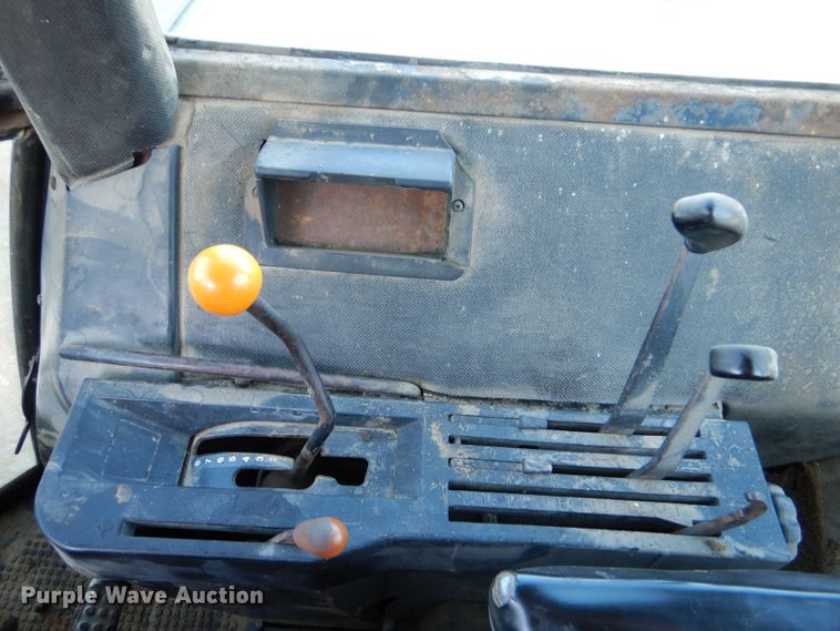 image for item LB9957 1979 John Deere 4840  tractor