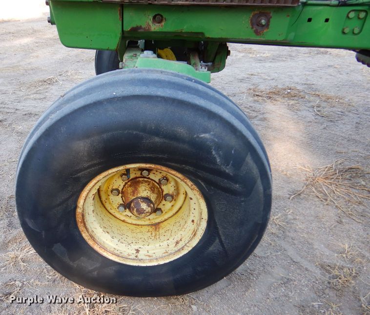 image for item LB9957 1979 John Deere 4840  tractor