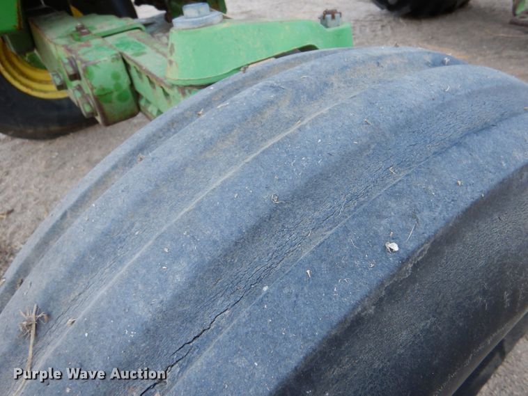 image for item LB9957 1979 John Deere 4840  tractor