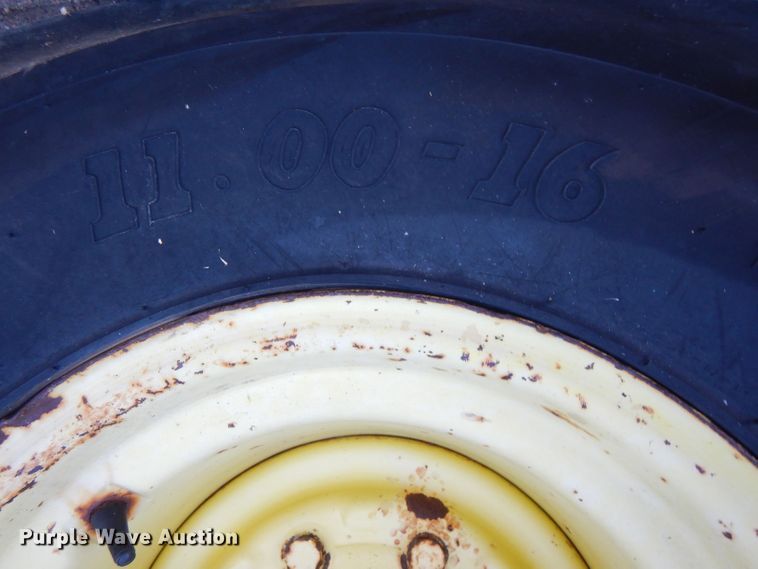 image for item LB9957 1979 John Deere 4840  tractor