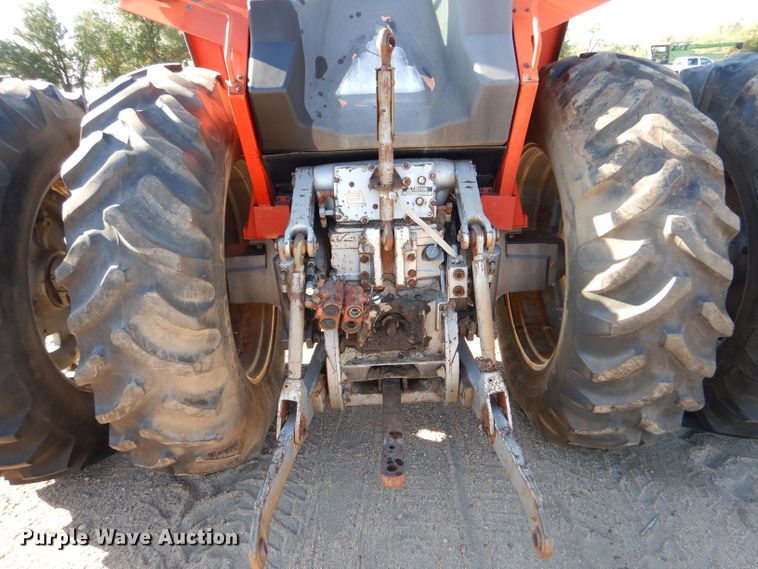 image for item LB9960 1979 Massey Ferguson 2745  tractor