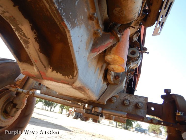 image for item LB9960 1979 Massey Ferguson 2745  tractor