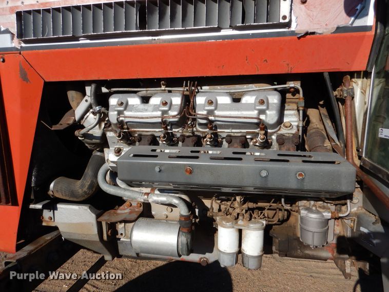 image for item LB9960 1979 Massey Ferguson 2745  tractor