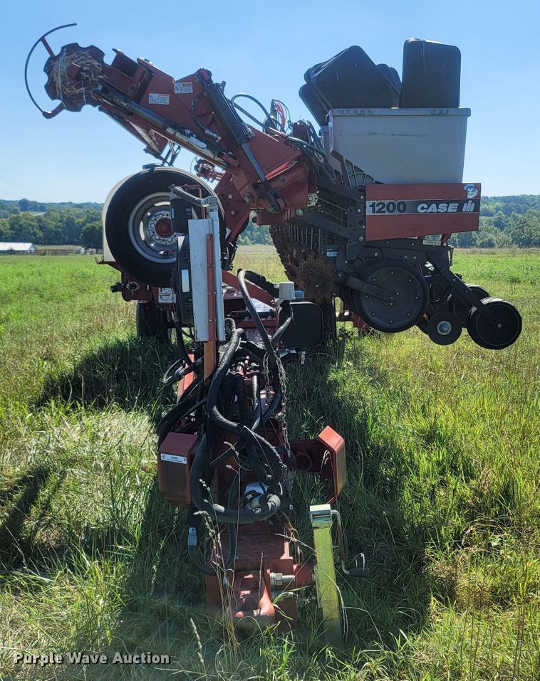 image for item LM9660 2008 Case IH 1200  planter