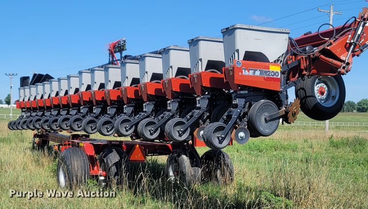 image for item LM9660 2008 Case IH 1200  planter