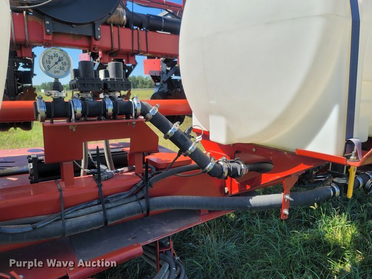 image for item LM9660 2008 Case IH 1200  planter