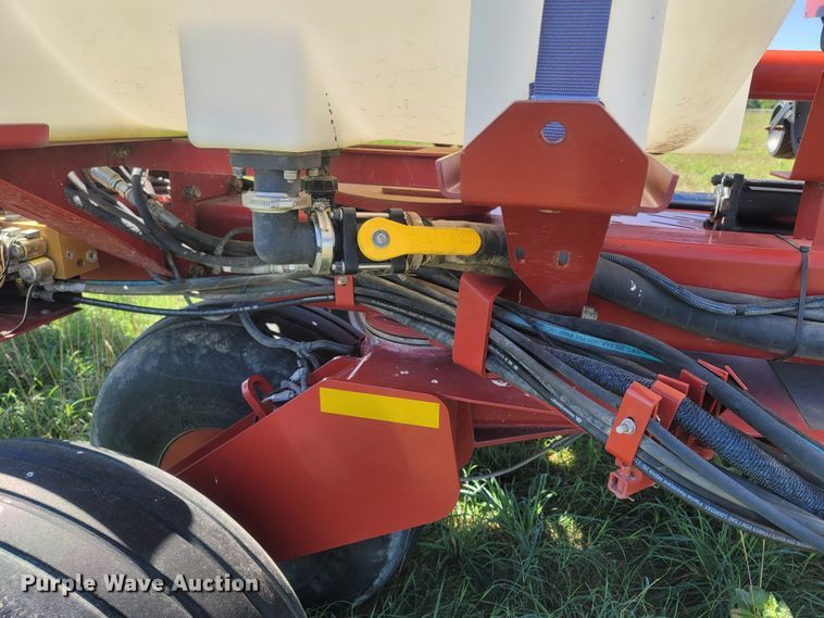 image for item LM9660 2008 Case IH 1200  planter