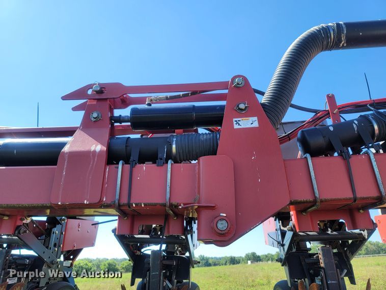 image for item LM9660 2008 Case IH 1200  planter