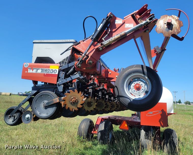 image for item LM9660 2008 Case IH 1200  planter