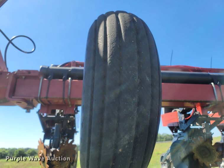 image for item LM9660 2008 Case IH 1200  planter