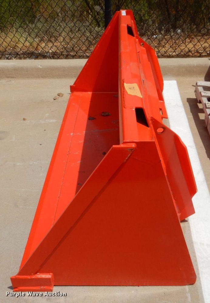 image for item LS9803 Kubota  72"W bucket