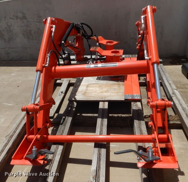 image for item LS9804 Kubota LA1065  loader